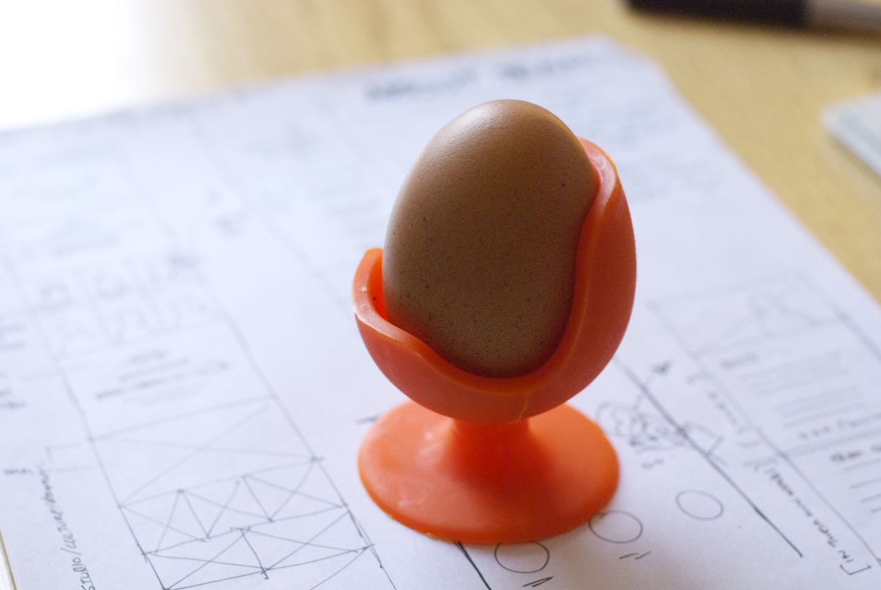 egg_chaircup
